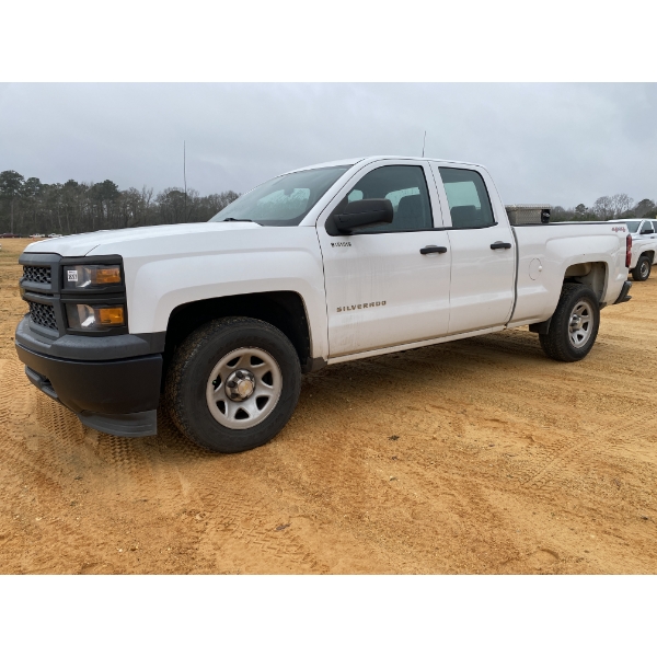 2015 CHEVROLET SILVERADO Pickup Truck