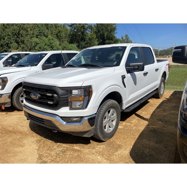 2023 FORD F150 XL Pickup Truck
