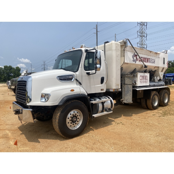 2020 FREIGHTLINER 114SD VOLUMETRIC Concrete Mixer / Pump Truck
