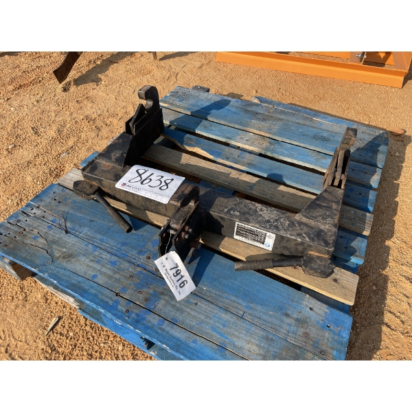 QUICK HITCH ATTACHMENT