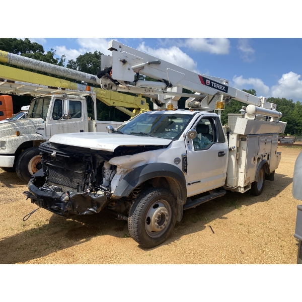 2019 FORD F550 XL Bucket Truck