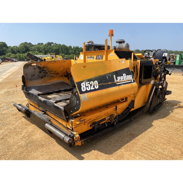 2019 LEEBOY 8520 Asphalt Paver