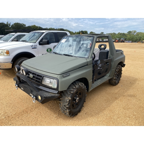 1990 GEO TRACKER SUV