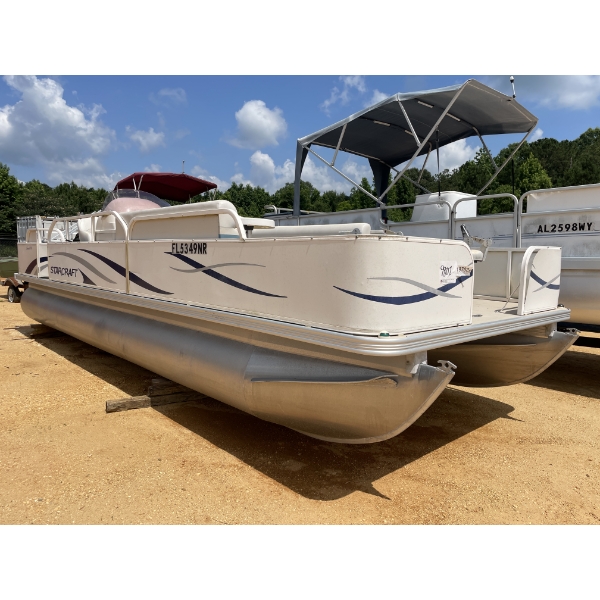 STAR CRAFT LIMITED 240 PONTOON  Boat