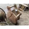 Image 4 : CP 12" BUCKET