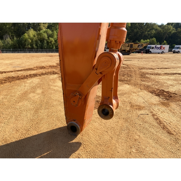 2023 HITACHI ZX890LCH-6 Excavator - J.M. Wood Auction Company, Inc.