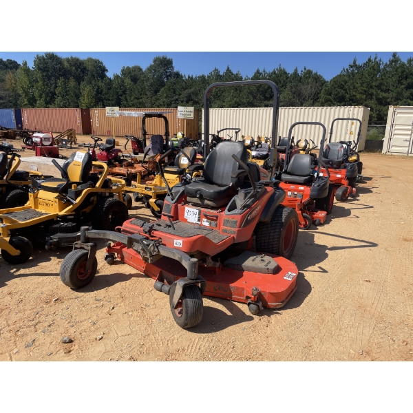 KUBOTA ZD1211 ZERO TURN Lawn Mower