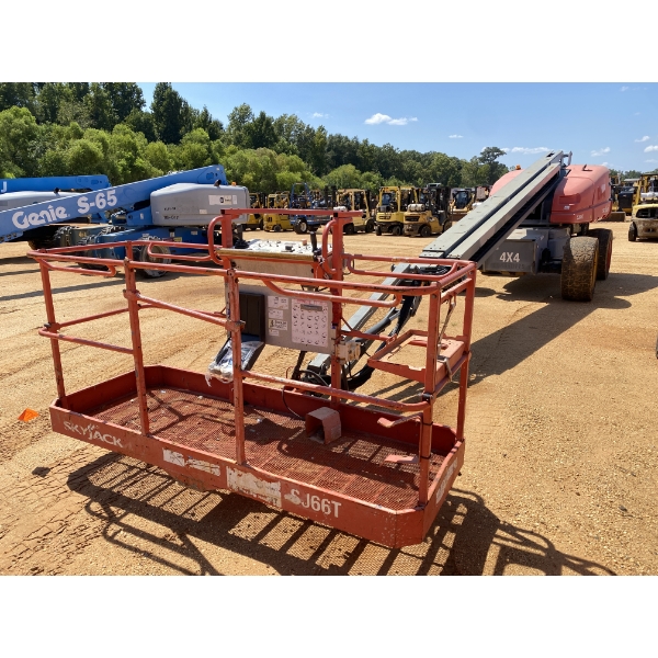 2018 SKYJACK SJ66T Manlift