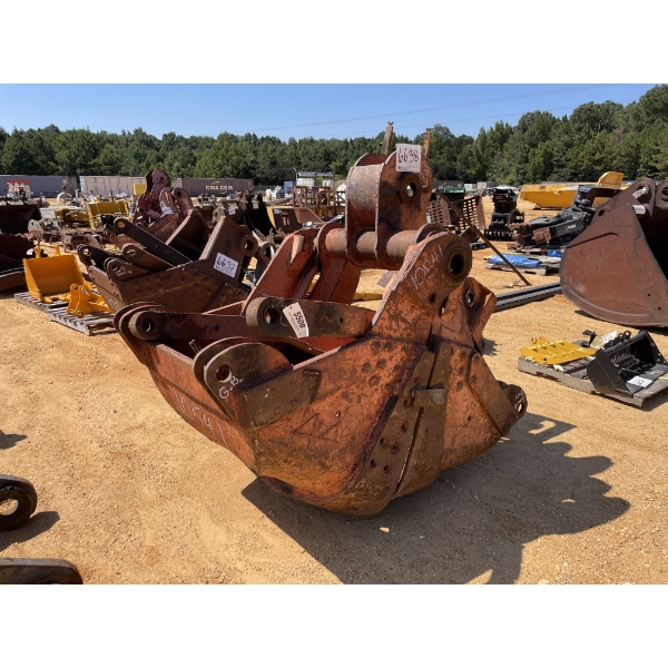 MACK 42" CLAM SHELL BUCKET