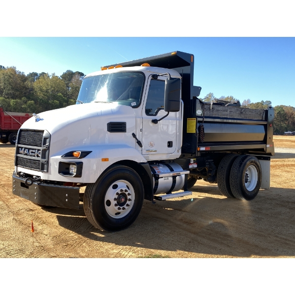 2024 MACK MD Dump Truck