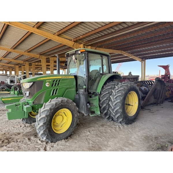 2019 JOHN DEERE 6110M Farm Tractor