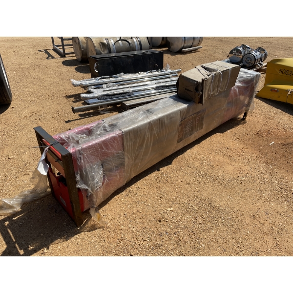 HEAVY DUTY CAR LIFT, 220V, 3HP MOTOR, 9200LB CAPACITY, 72" MAX HEIGHT