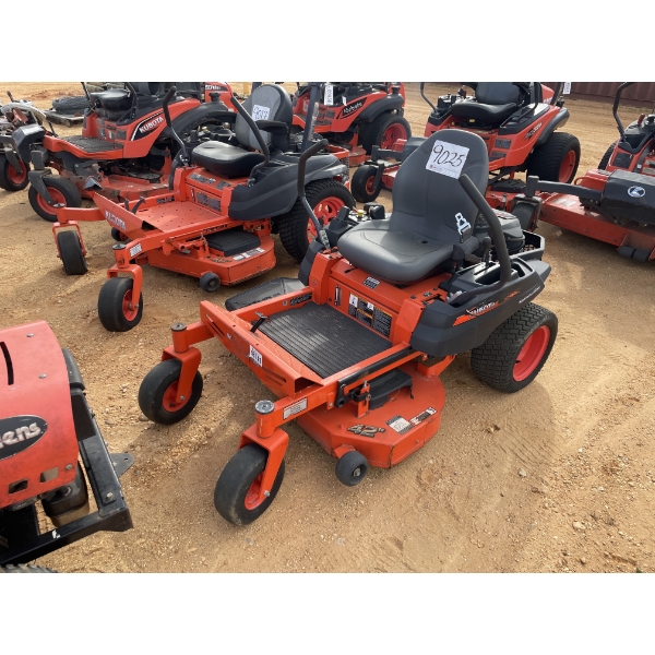 KUBOTA Z122R ZERO TURN Lawn Mower