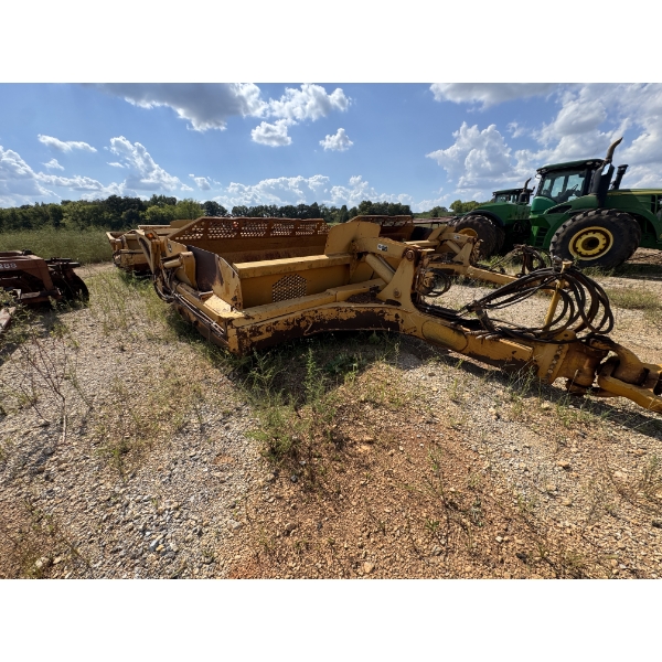 2014 JOHN DEERE 1812C Pull Scraper