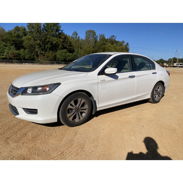 2015 HONDA ACCORD Automobile