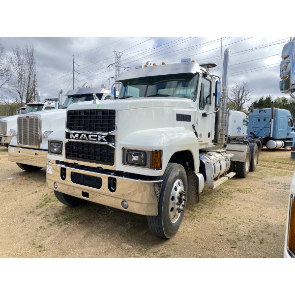 2026 MACK PI64T Day Cab Truck