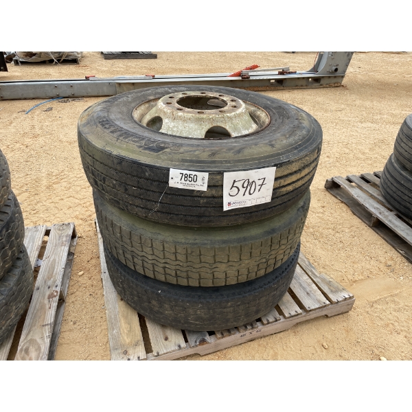 11R22.5 TIRES & RIMS (3)