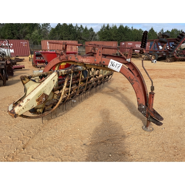 NEW HOLLAND 10FT HAY RAKE 256 Hay Rake