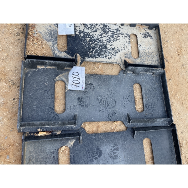 WELD ON PLATE, fits skid steer loader