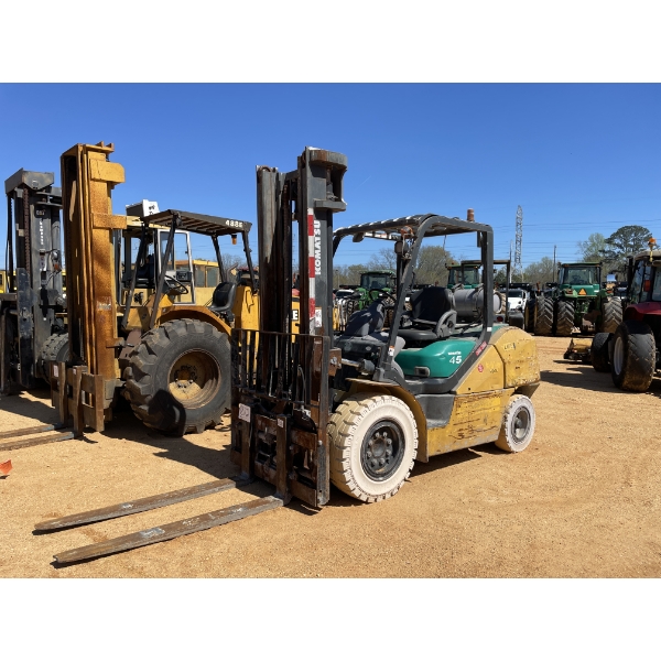 2012 KOMATSU FG45TU-10 Forklift - Mast