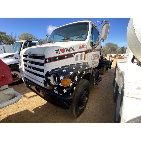 1999 STERLING DUMPSTER CARRIER