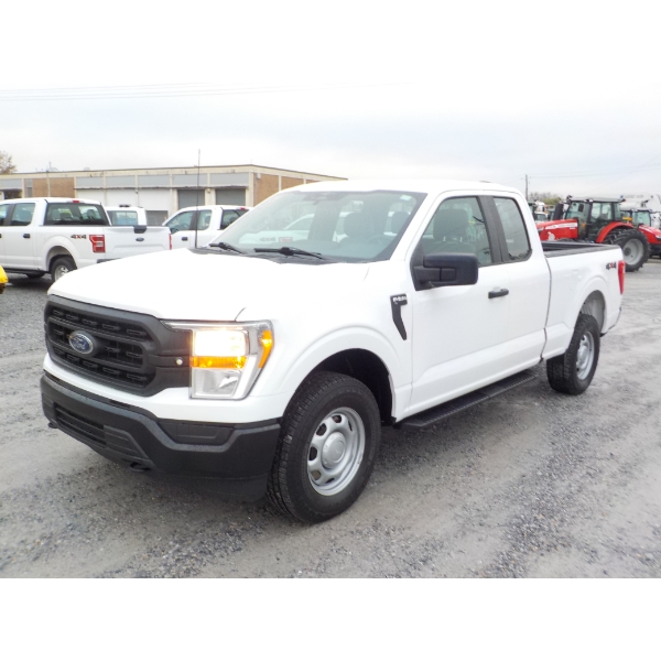 2023 FORD F150 XL Pickup Truck