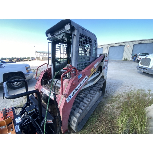 2016 TAKEUCHI TL8 Skid Steer Loader - Crawler