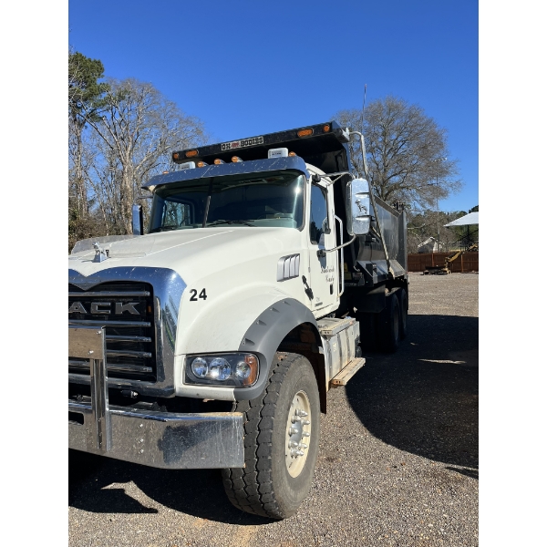 2023 MACK GR64F Dump Truck