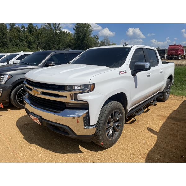 2019 CHEVROLET SILVERADO Z71 LT Pickup Truck