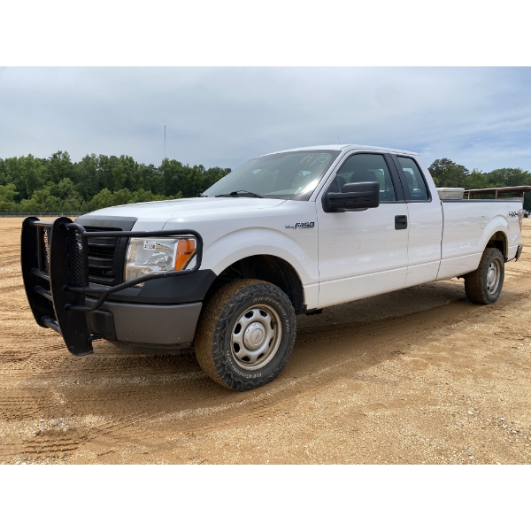 2013 FORD F150 XL Pickup Truck