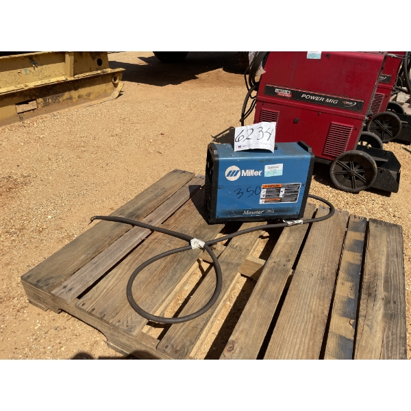 MILLER MIG WELDER MAX STAR 200