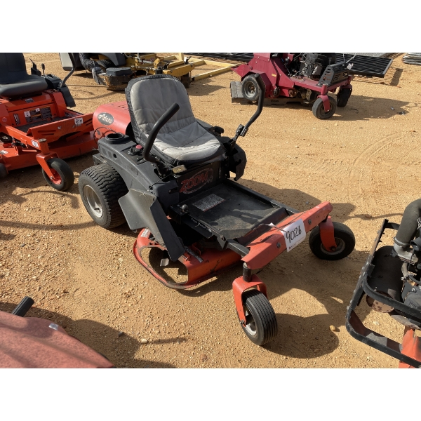 ARIENS ZERO TURN MOWER 42"