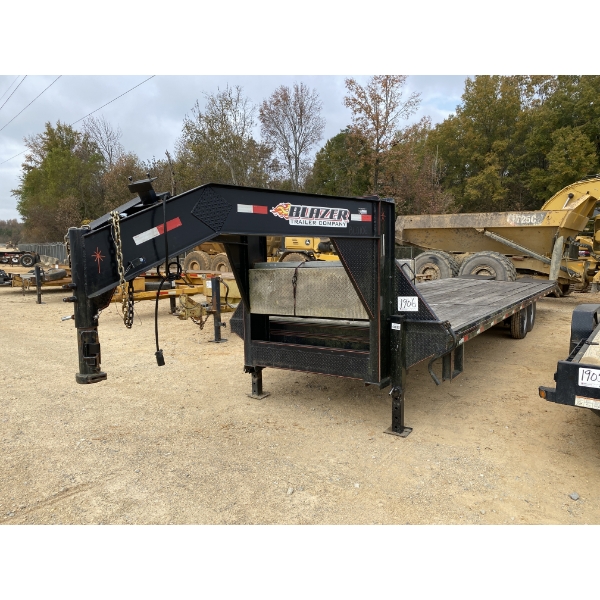 2022 BLAZER  Gooseneck Trailer