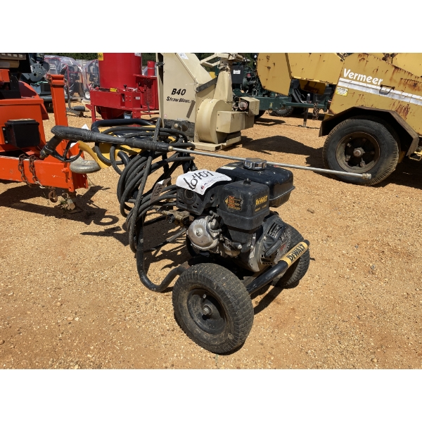 DEWALT DXPW4035 Pressure Washer