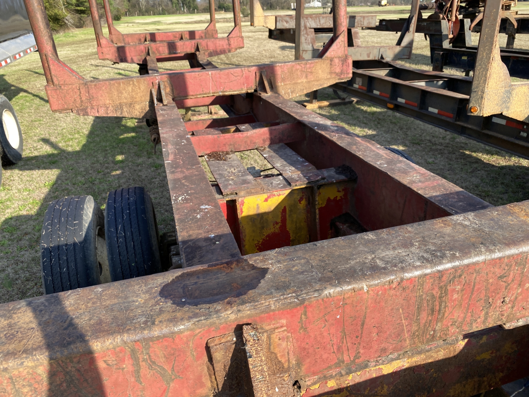 Southern Log Loader 1979 SOUTHERN Log Trailer - J.M. Wood Auction Company, Inc.