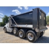 Image 2 : 2017 KENWORTH T880 Dump Truck