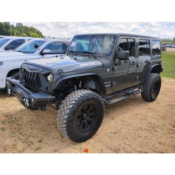 2015 JEEP WRANGLER UNLIMITED SPORT SUV