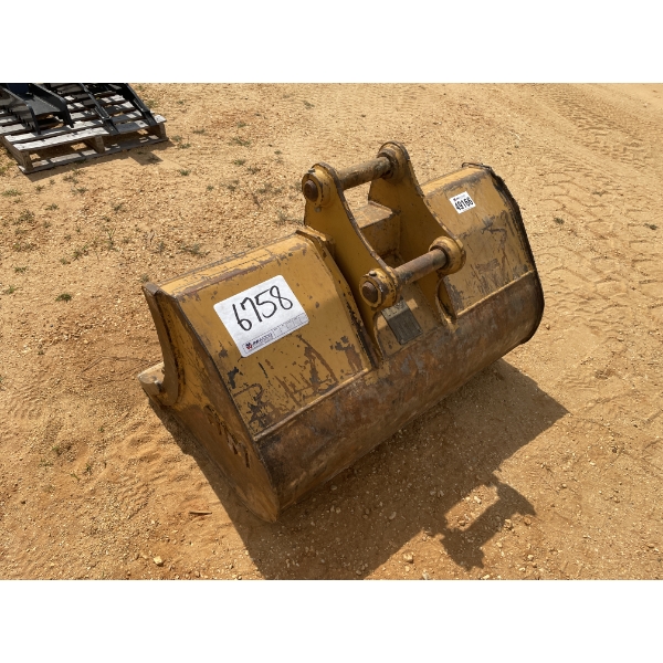 AIM 40" CLEABOUT BUCKET