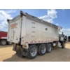 Image 3 : 2016 PETERBILT 367 Dump Truck