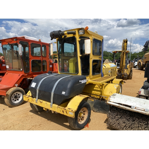 SUPERIOR DT80CT Broom