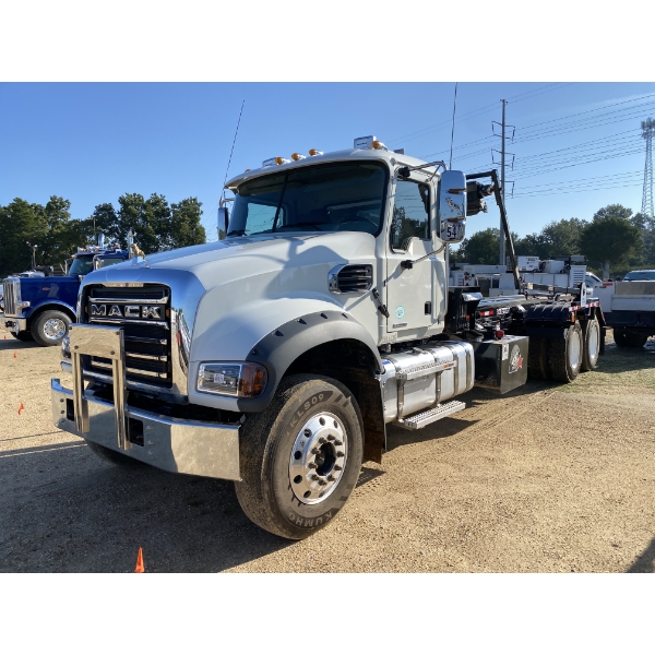 2026 MACK GR64F Roll Off Truck