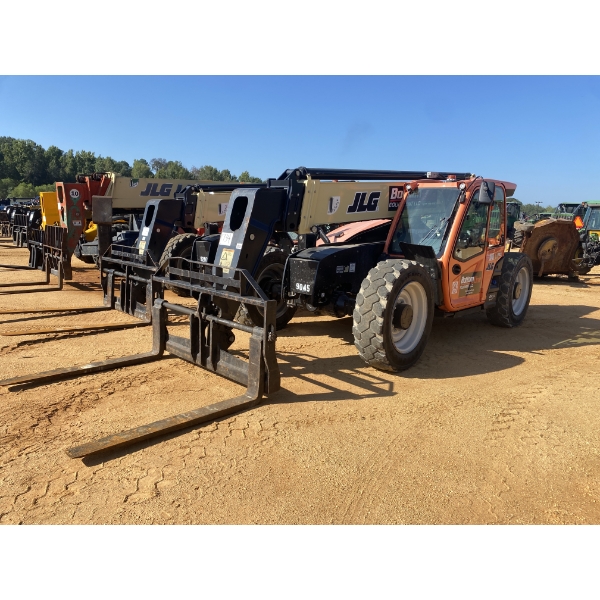 2019 JLG 943 Forklift - Telehandler