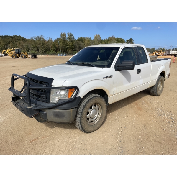 2013 FORD F150 XL Pickup Truck