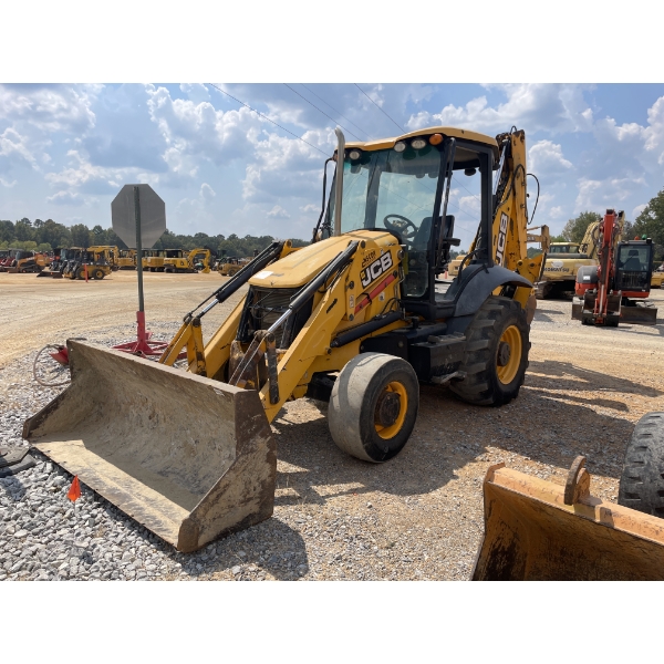 JCB 3CX Backhoe