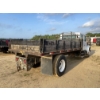 Image 3 : 2000 INTERNATIONAL 4900 Flatbed Truck