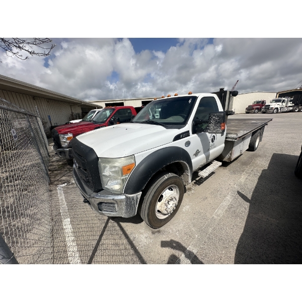 2015 FORD F450 Flatbed Truck