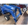 Image 6 : 2000 NEW HOLLAND TC29 Farm Tractor