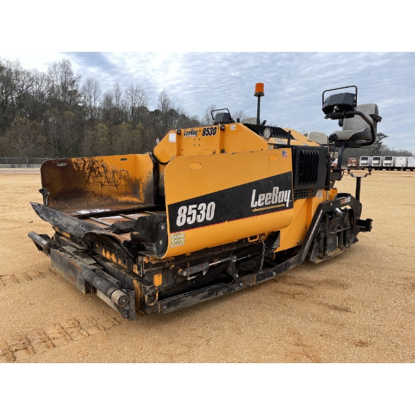 LEEBOY 8530 Asphalt Paver
