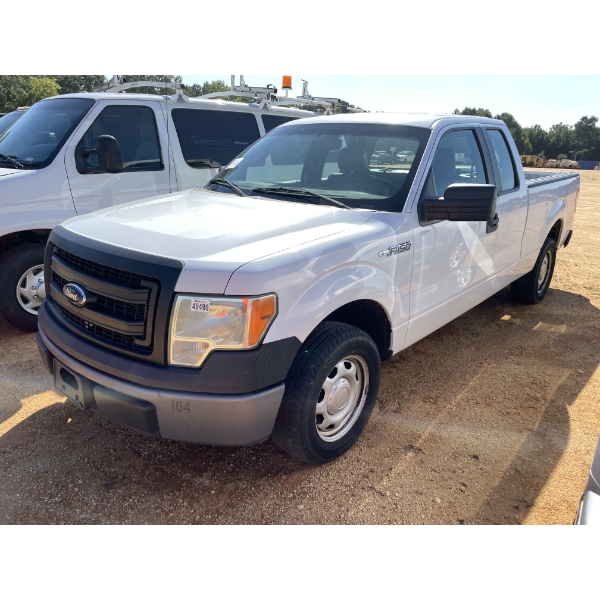 2014 FORD F150 XL Pickup Truck