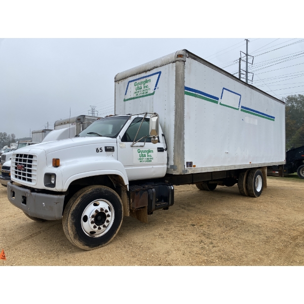 2000 GMC C6500 Box Truck